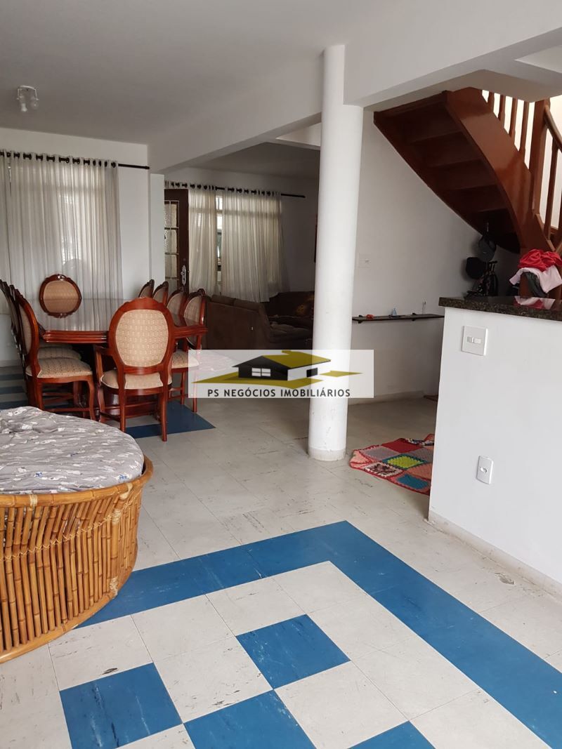 Sobrado à venda com 2 quartos, 180m² - Foto 3