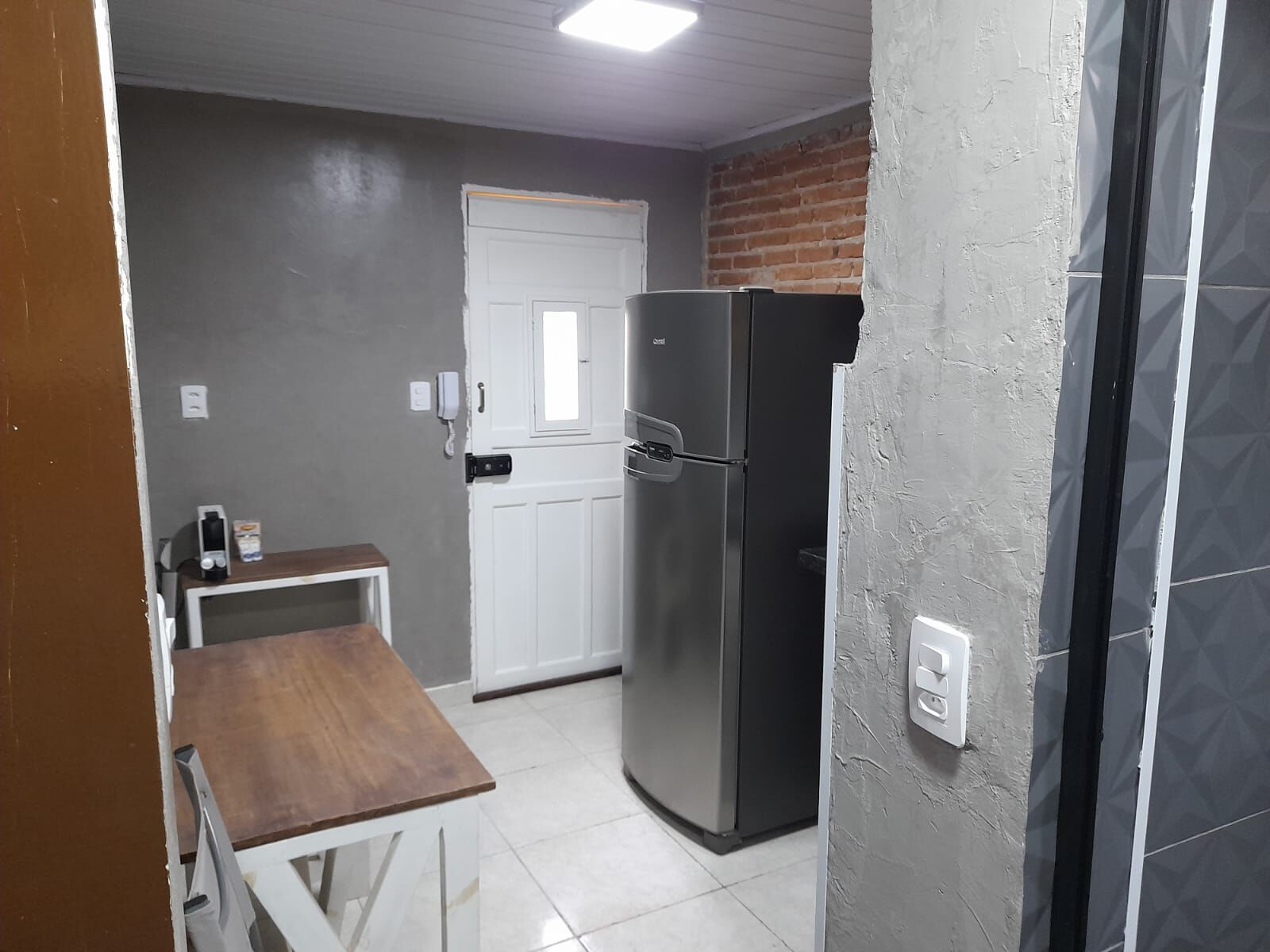 Kitnet e Studio à venda com 6 quartos, 185m² - Foto 4