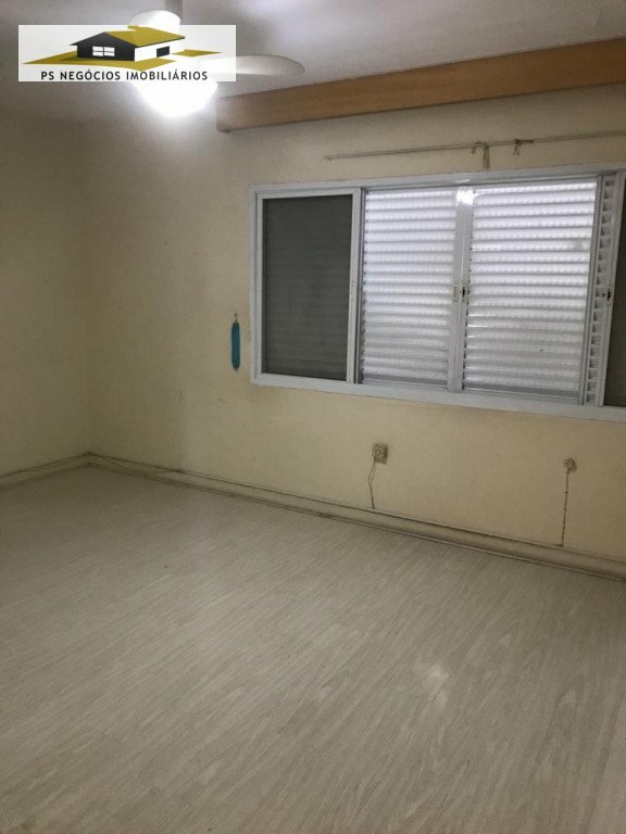 Sobrado à venda com 3 quartos, 180m² - Foto 4