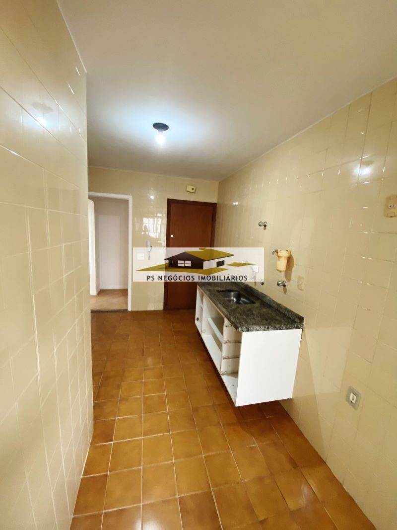 Apartamento à venda com 3 quartos, 83m² - Foto 4