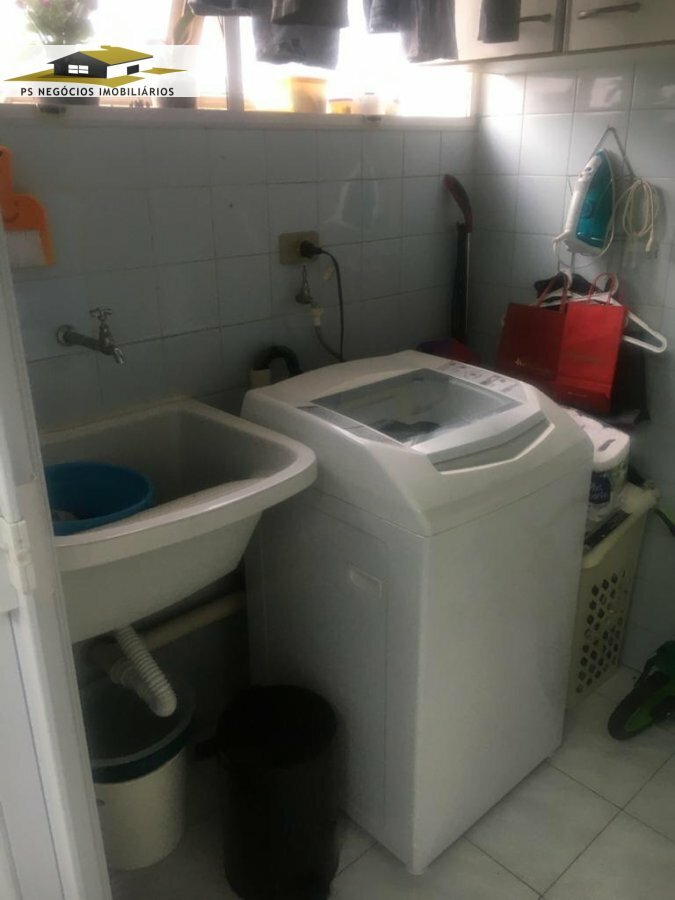 Apartamento à venda com 2 quartos, 70m² - Foto 13