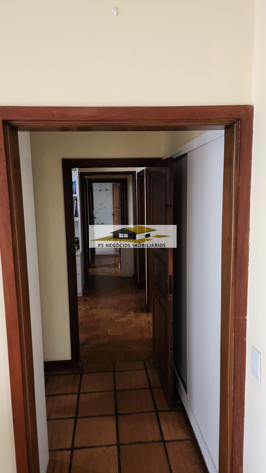 Apartamento à venda com 3 quartos, 201m² - Foto 13