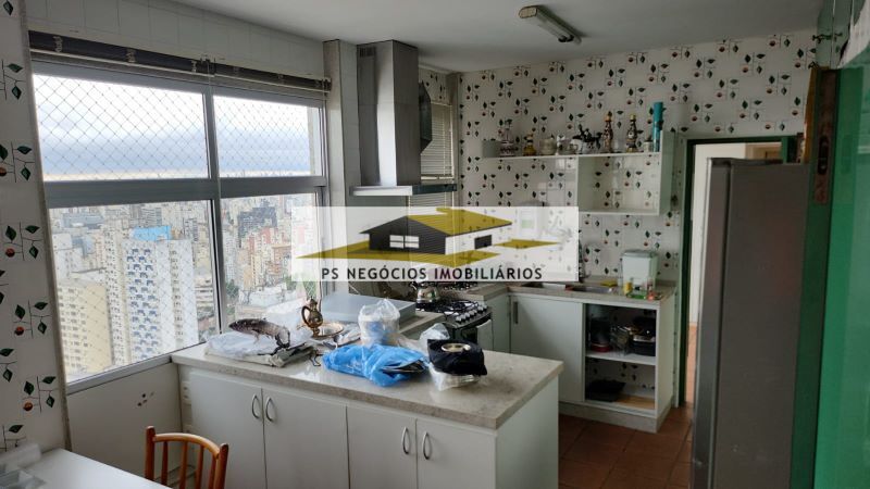 Apartamento à venda com 3 quartos, 201m² - Foto 9