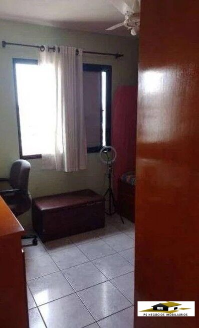 Apartamento à venda com 2 quartos, 62m² - Foto 17