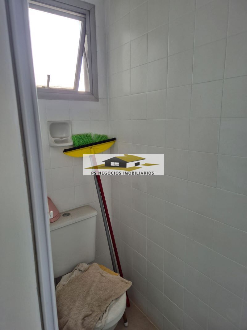 Apartamento para alugar com 3 quartos, 75m² - Foto 9