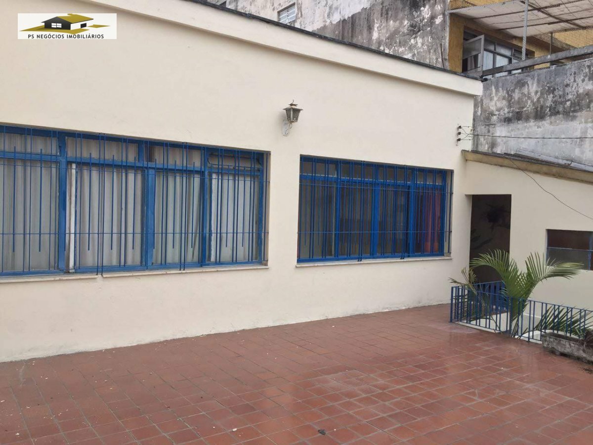 Casa à venda com 3 quartos, 250m² - Foto 1