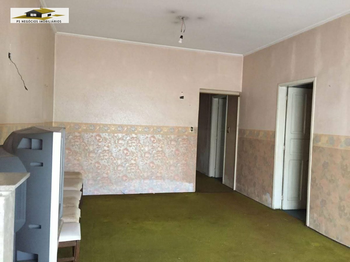 Casa à venda com 3 quartos, 250m² - Foto 9