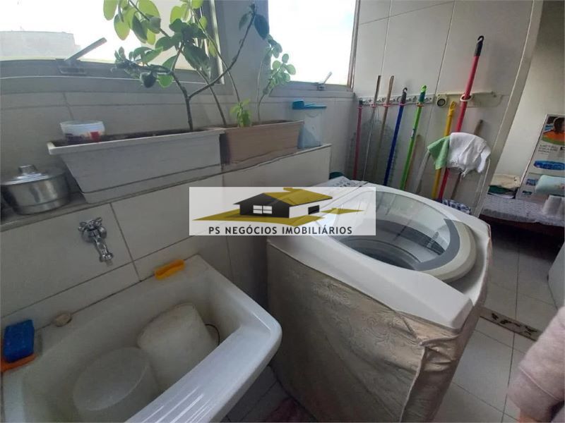 Apartamento à venda com 3 quartos, 121m² - Foto 18