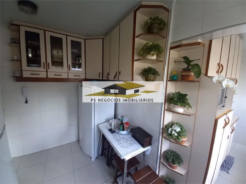 Apartamento à venda com 3 quartos, 121m² - Foto 8