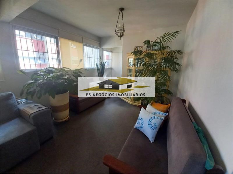 Apartamento à venda com 3 quartos, 121m² - Foto 2