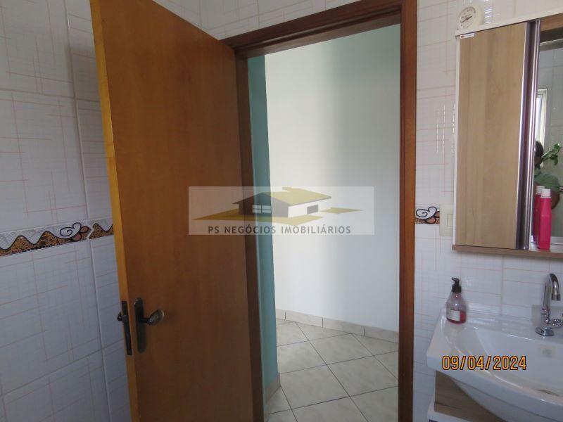 Sobrado à venda com 2 quartos, 120m² - Foto 31