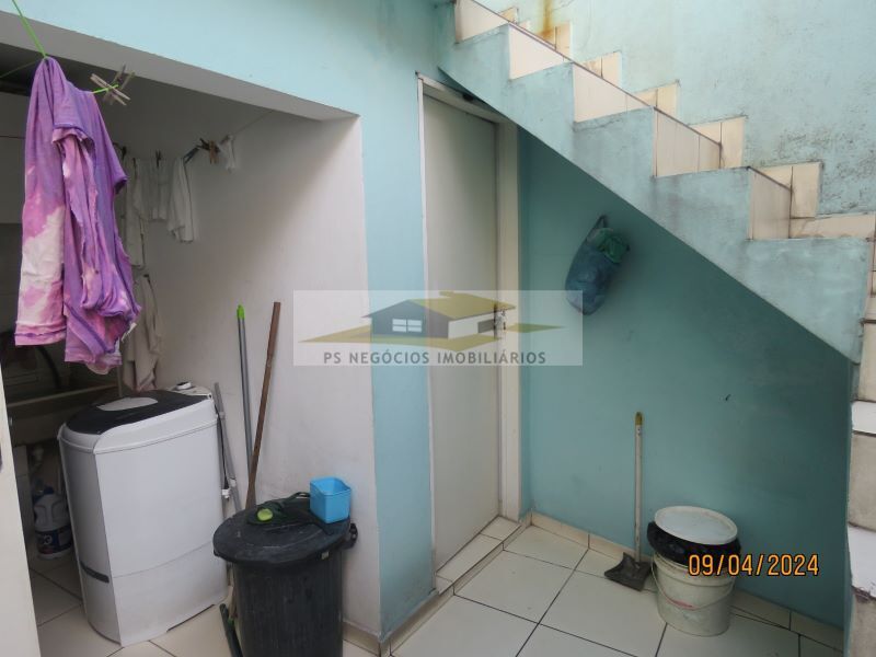 Sobrado à venda com 2 quartos, 120m² - Foto 41