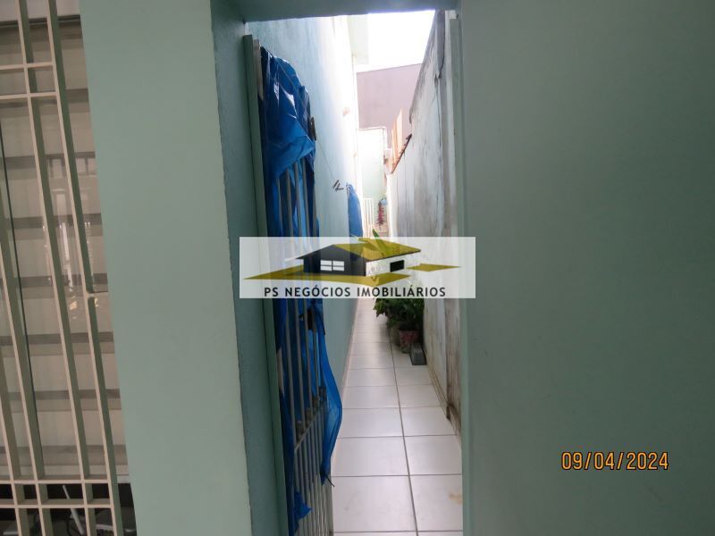 Sobrado à venda com 2 quartos, 120m² - Foto 47