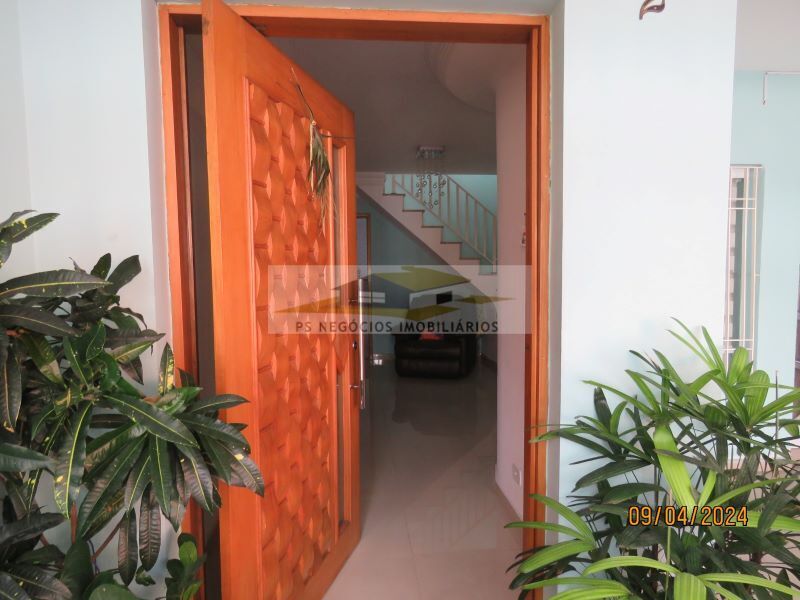 Sobrado à venda com 2 quartos, 120m² - Foto 3