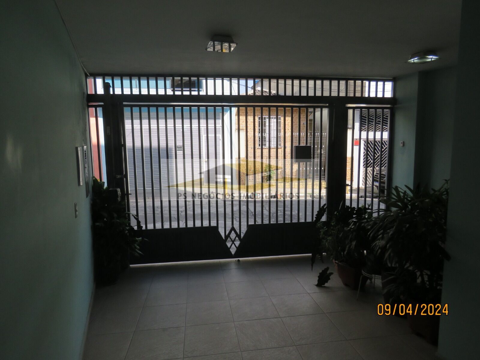 Sobrado à venda com 2 quartos, 120m² - Foto 50