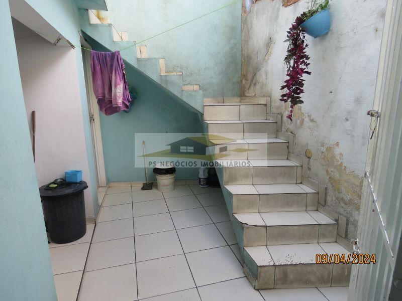 Sobrado à venda com 2 quartos, 120m² - Foto 43