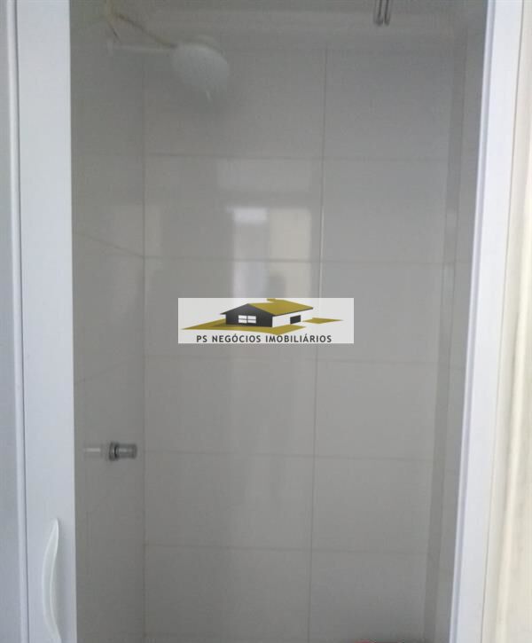 Apartamento para alugar com 2 quartos, 70m² - Foto 17