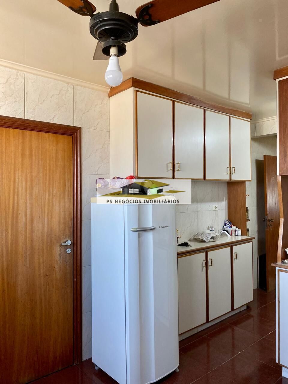 Apartamento à venda com 3 quartos, 141m² - Foto 13