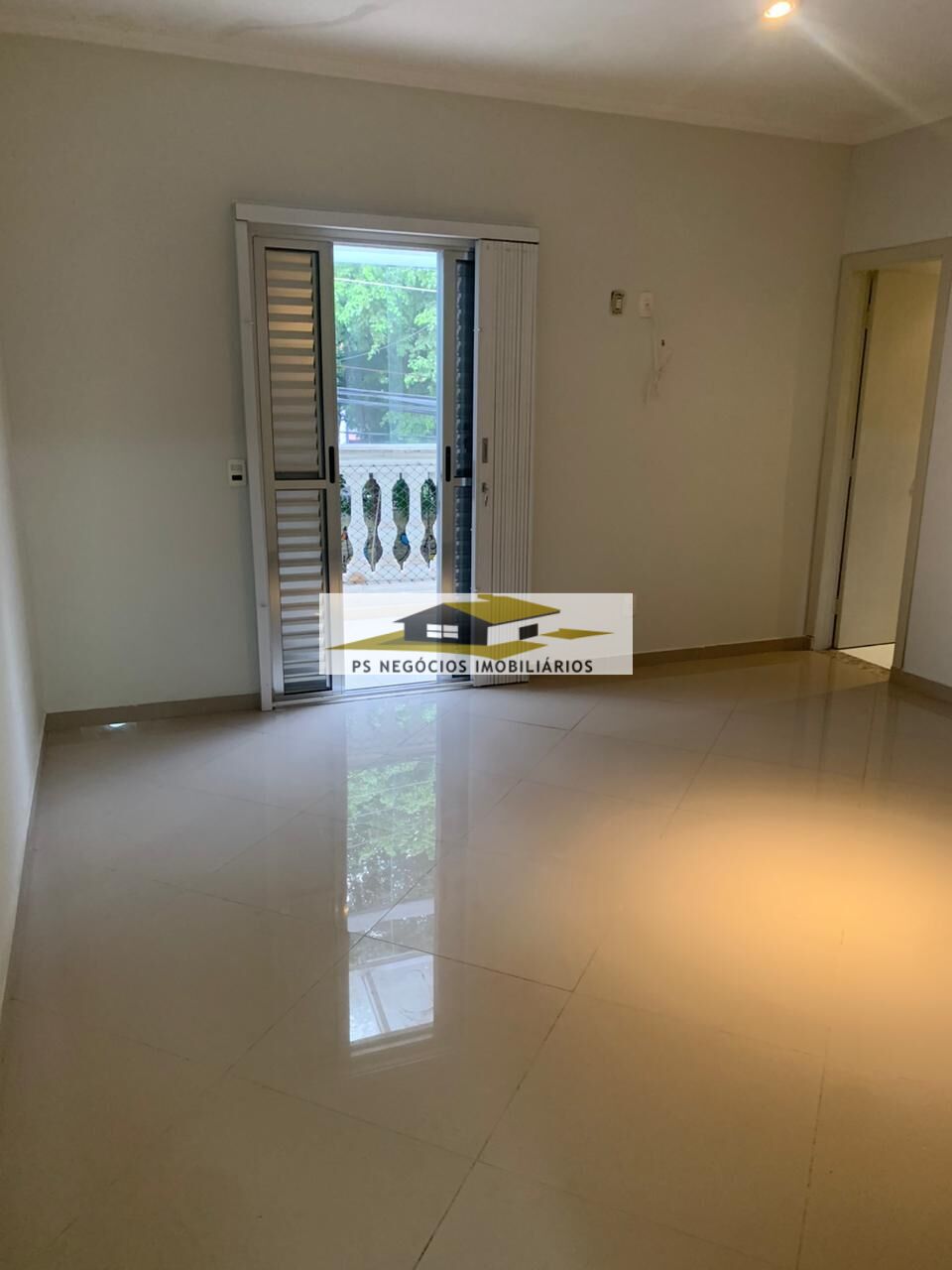 Casa à venda com 2 quartos, 211m² - Foto 10