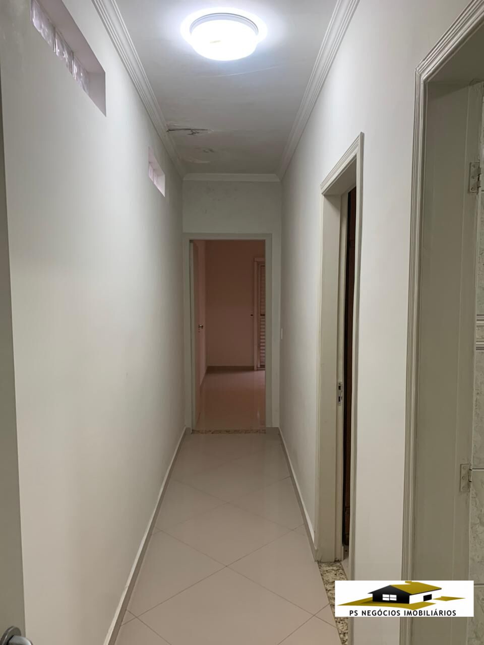 Casa à venda com 2 quartos, 211m² - Foto 6