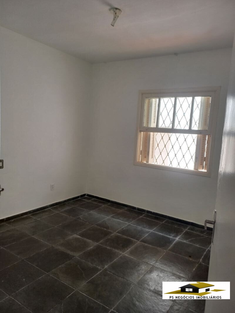 Casa para alugar com 2 quartos, 93m² - Foto 11