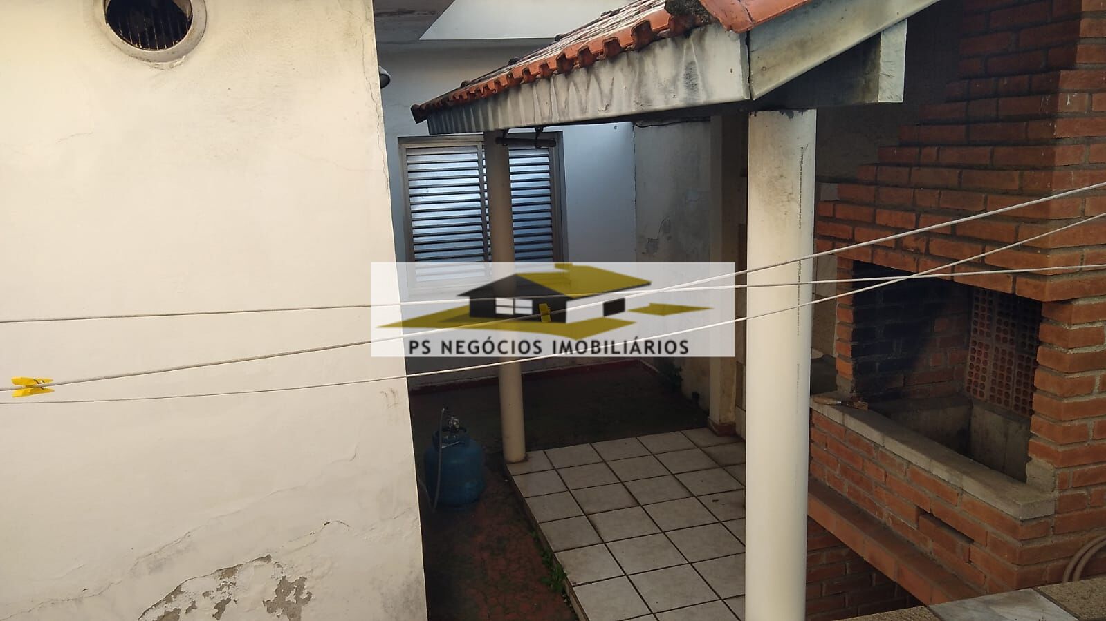 Casa à venda com 2 quartos, 180m² - Foto 19