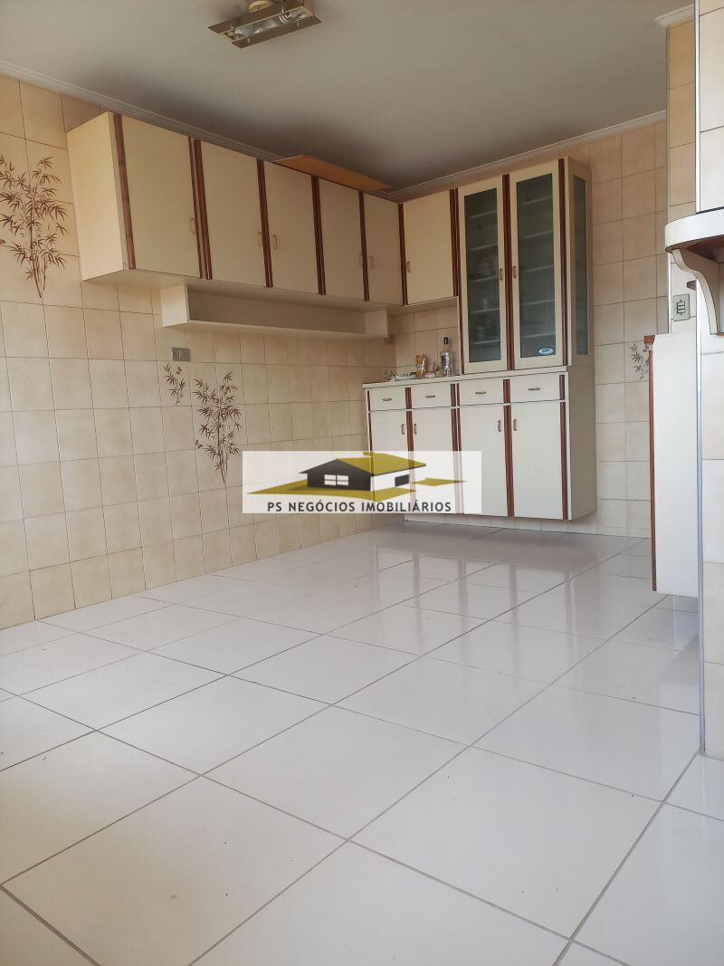 Sobrado à venda com 2 quartos, 170m² - Foto 5