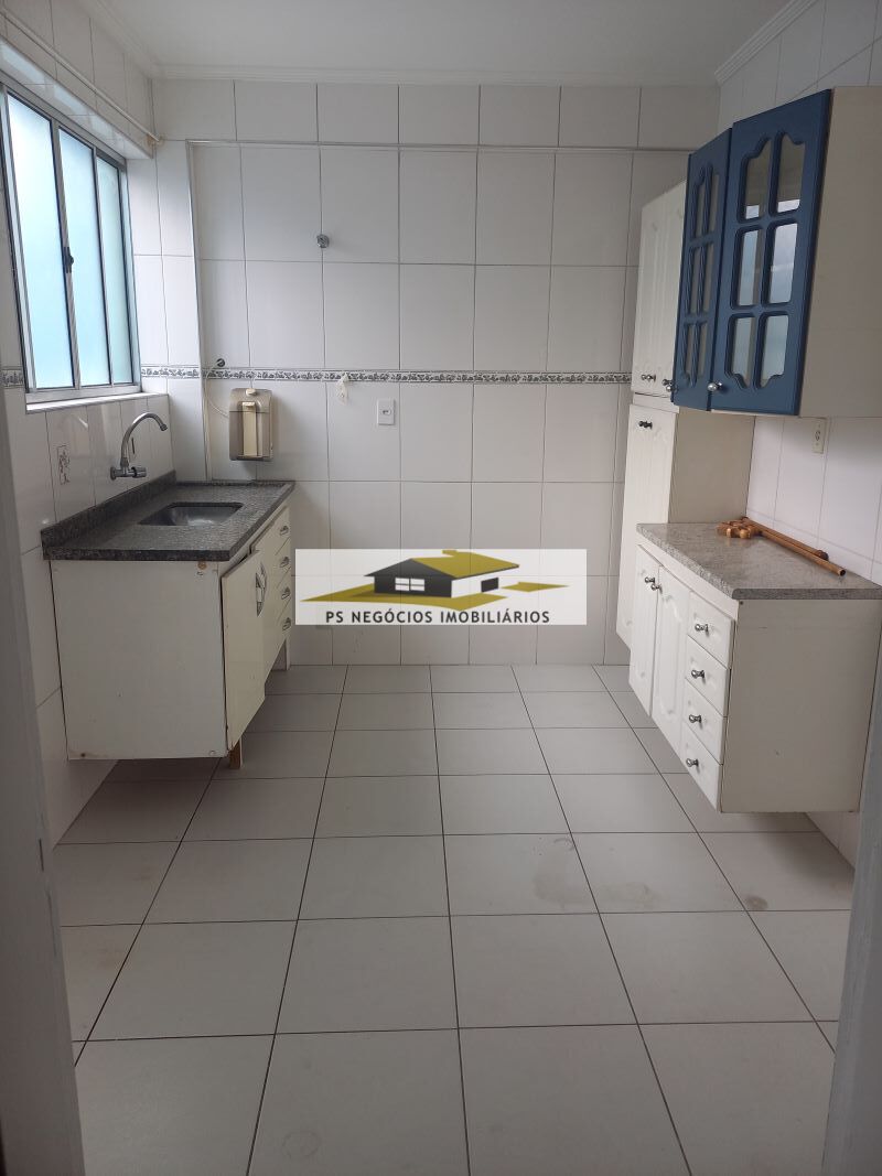 Apartamento à venda com 2 quartos, 70m² - Foto 3