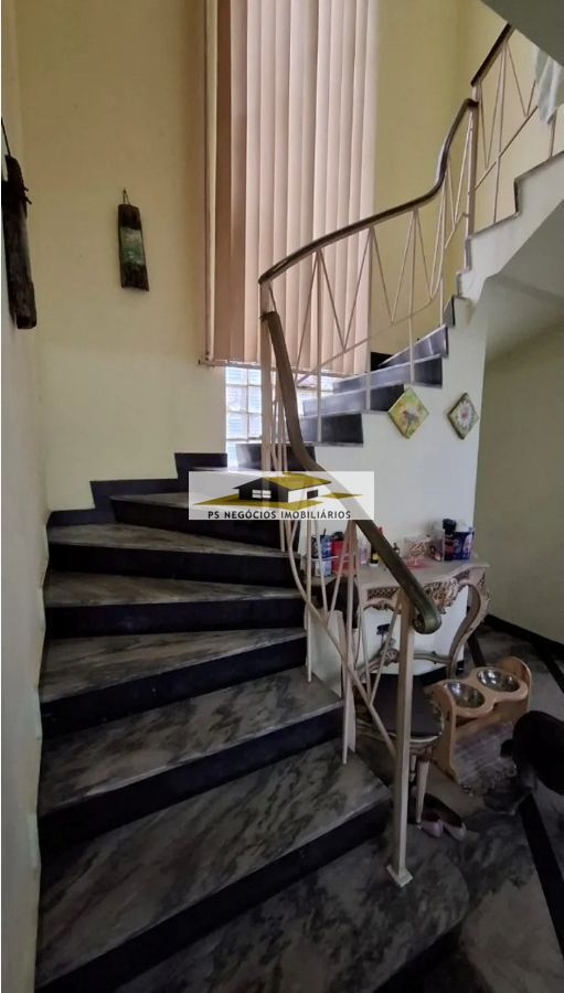 Sobrado, 4 quartos, 300 m² - Foto 4