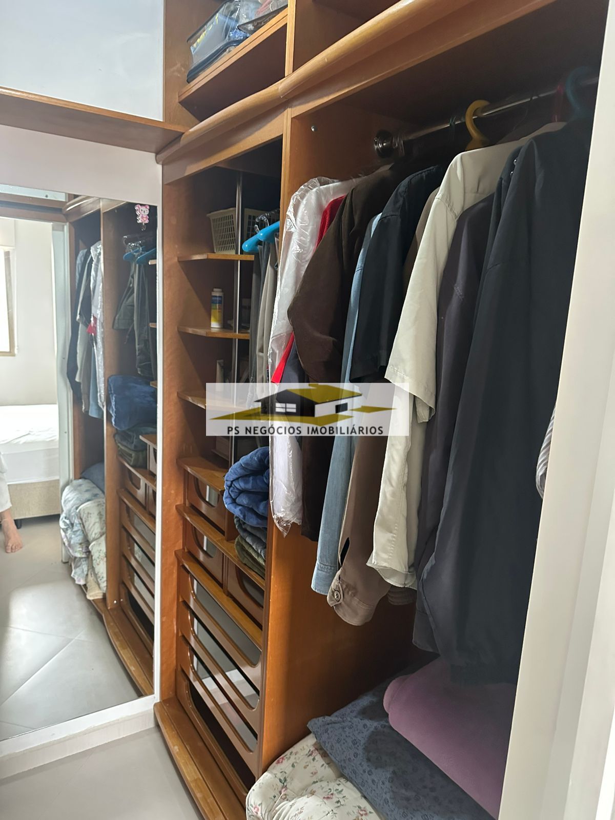 Apartamento à venda com 2 quartos, 70m² - Foto 18