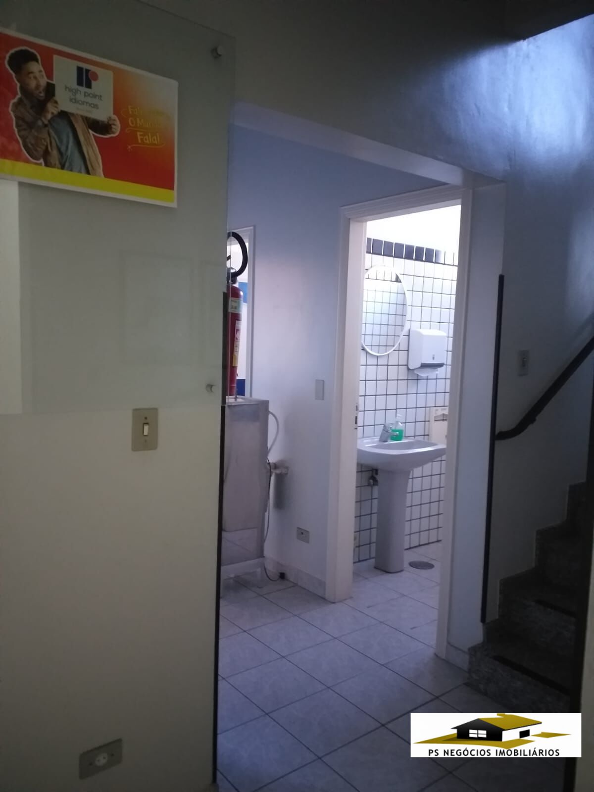 Prédio Inteiro à venda com 17 quartos, 250m² - Foto 13