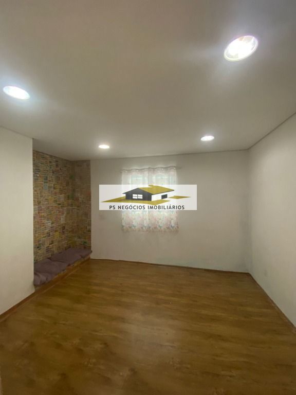 Casa à venda com 3 quartos, 225m² - Foto 9