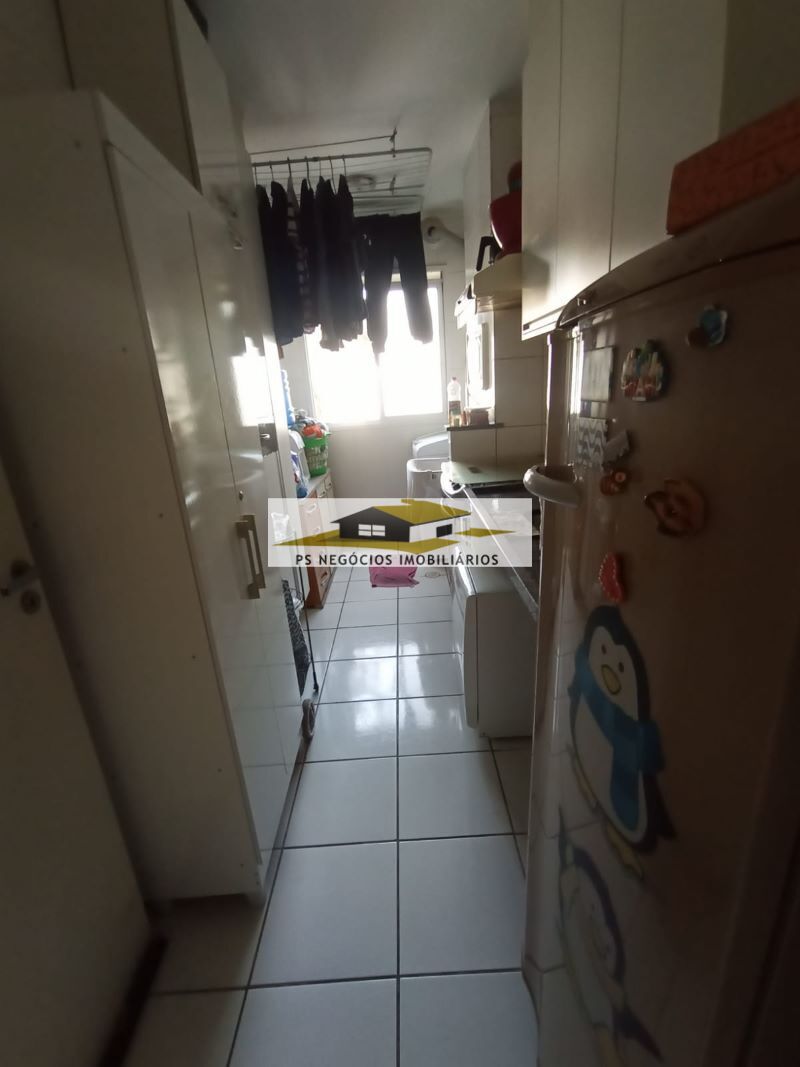 Apartamento à venda com 2 quartos, 65m² - Foto 4