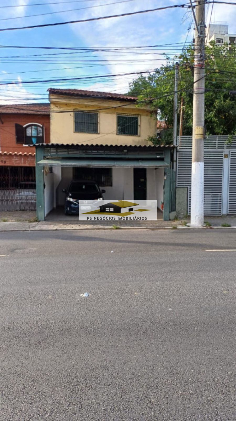 Sobrado à venda com 3 quartos, 190m² - Foto 1