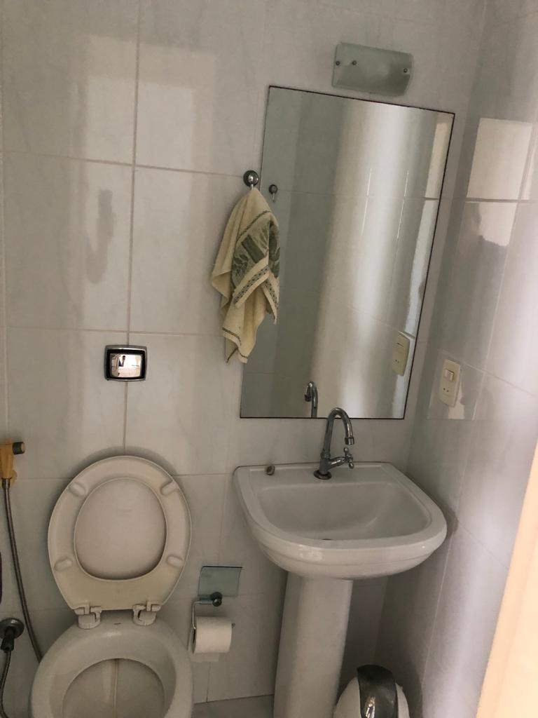 Apartamento à venda com 2 quartos, 72m² - Foto 25