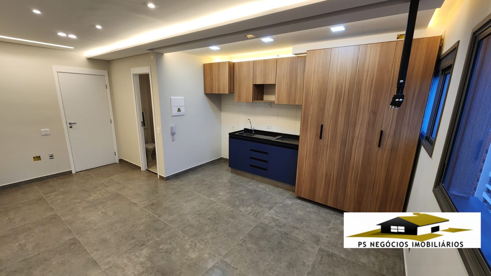 Apartamento à venda com 1 quarto, 28m² - Foto 1