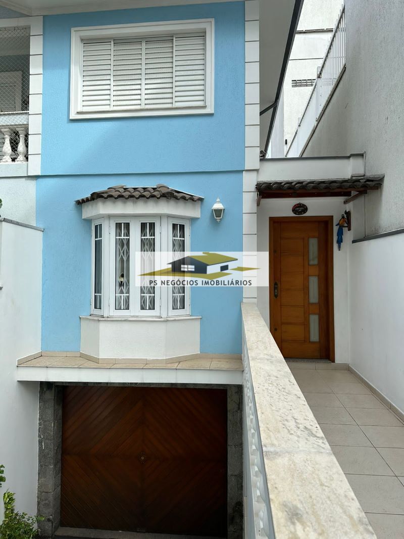 Sobrado, 3 quartos, 206 m² - Foto 1