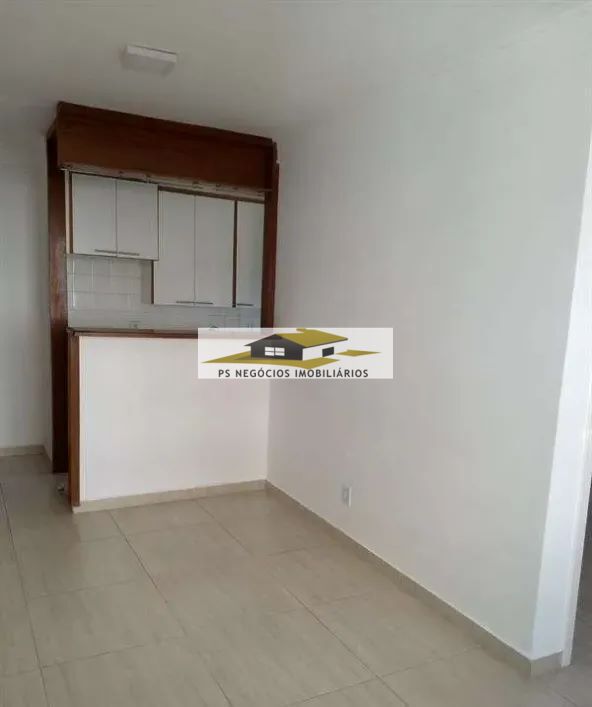 Apartamento à venda com 2 quartos, 42m² - Foto 3