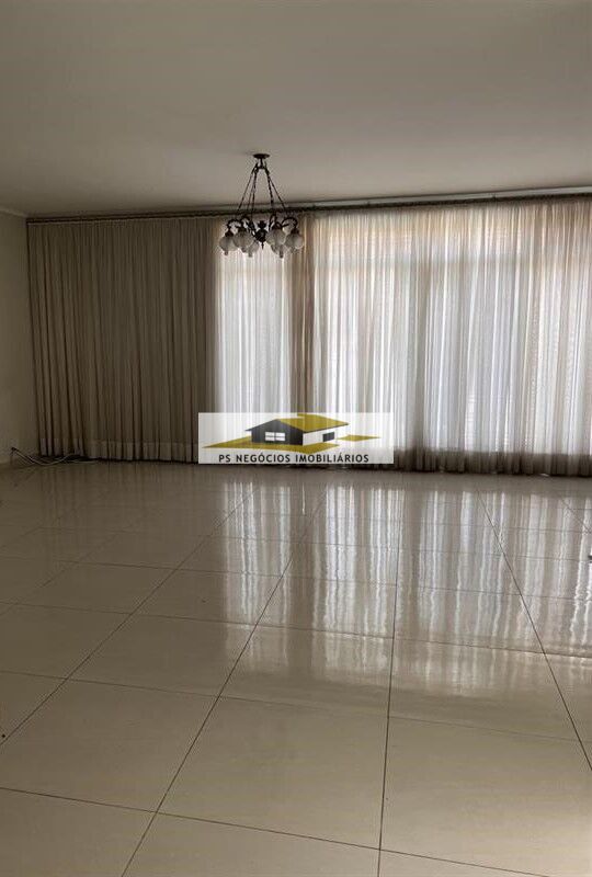 Sobrado à venda com 4 quartos, 280m² - Foto 2