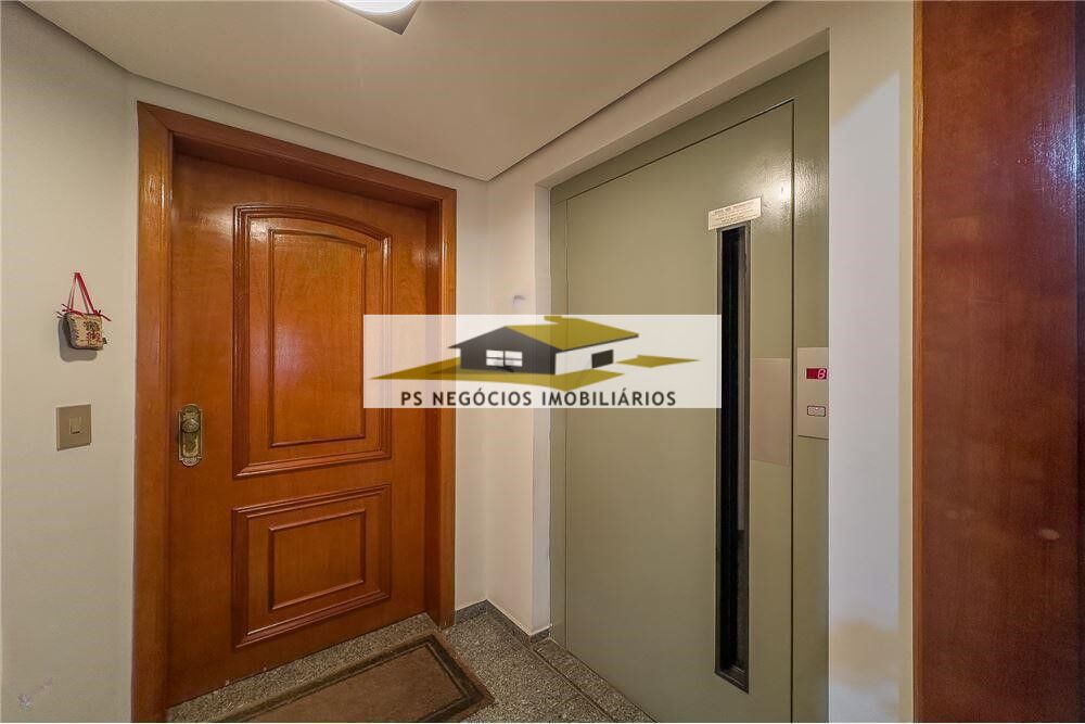 Apartamento para alugar com 3 quartos, 125m² - Foto 27