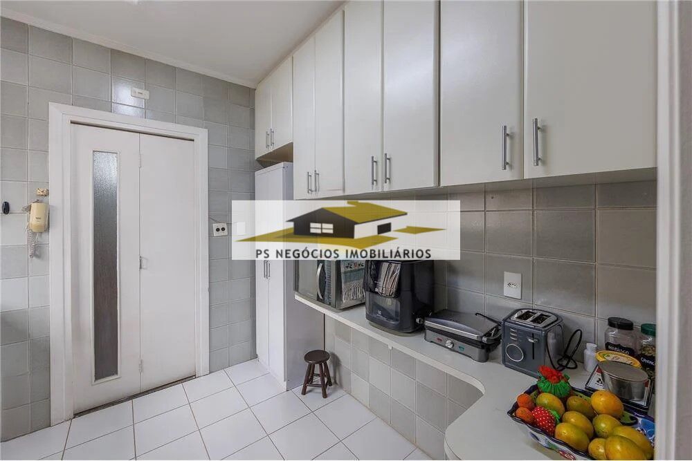 Apartamento para alugar com 3 quartos, 125m² - Foto 14