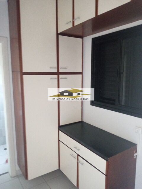 Apartamento para alugar com 3 quartos, 125m² - Foto 17