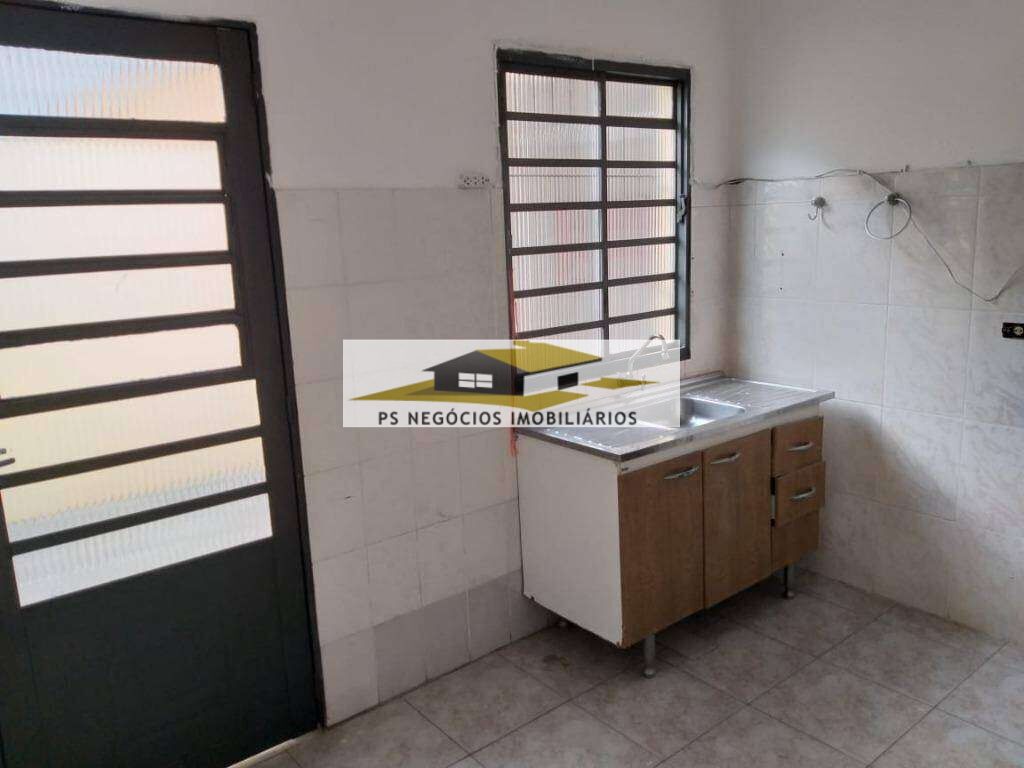 Casa à venda com 4 quartos, 150m² - Foto 15