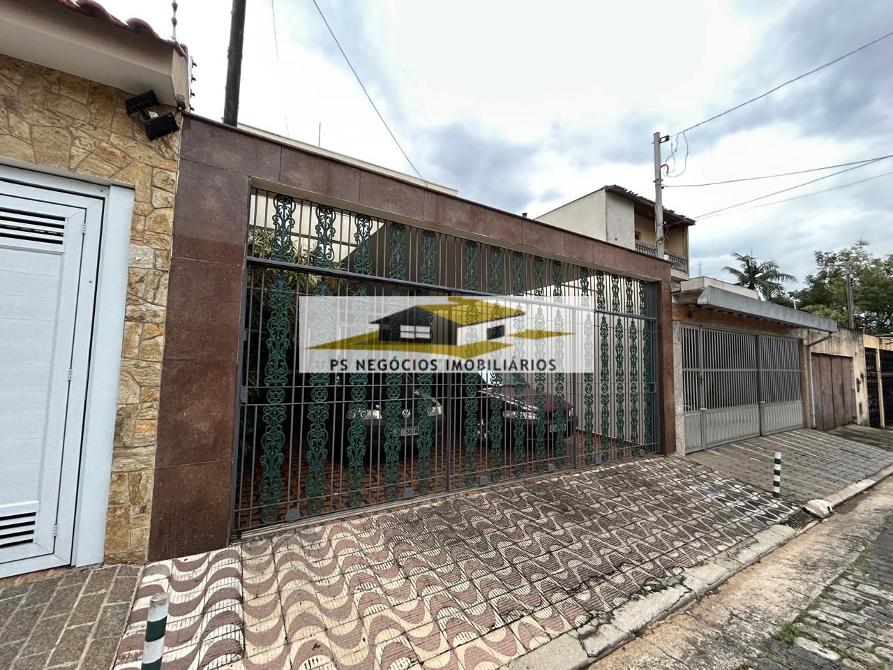 Sobrado, 3 quartos, 218 m² - Foto 1