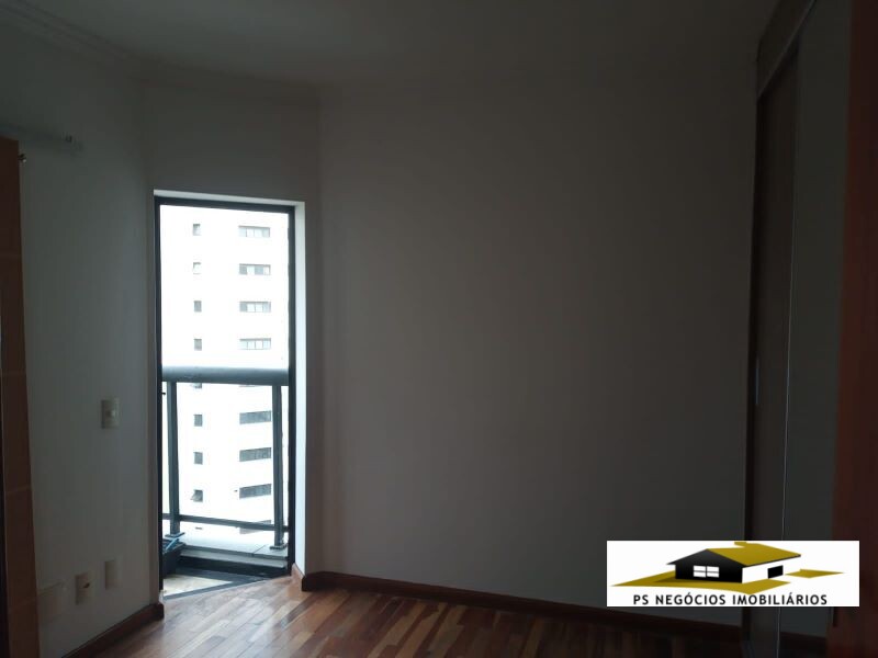 Apartamento à venda com 3 quartos, 107m² - Foto 2