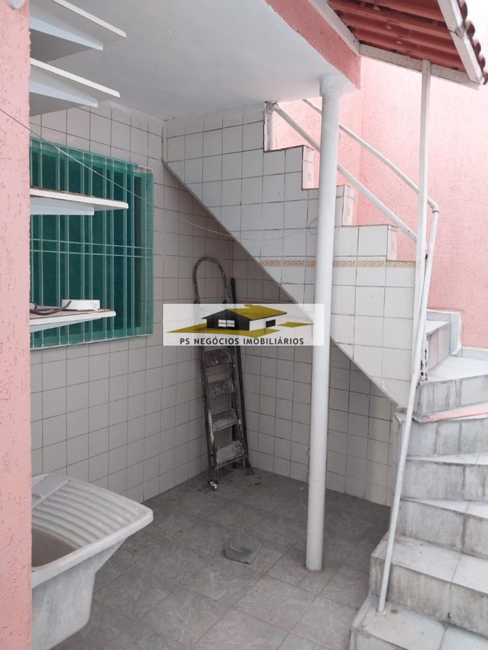 Casa à venda com 2 quartos, 68m² - Foto 22