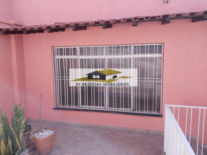 Casa à venda com 2 quartos, 68m² - Foto 9