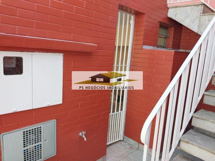 Casa à venda com 2 quartos, 68m² - Foto 4