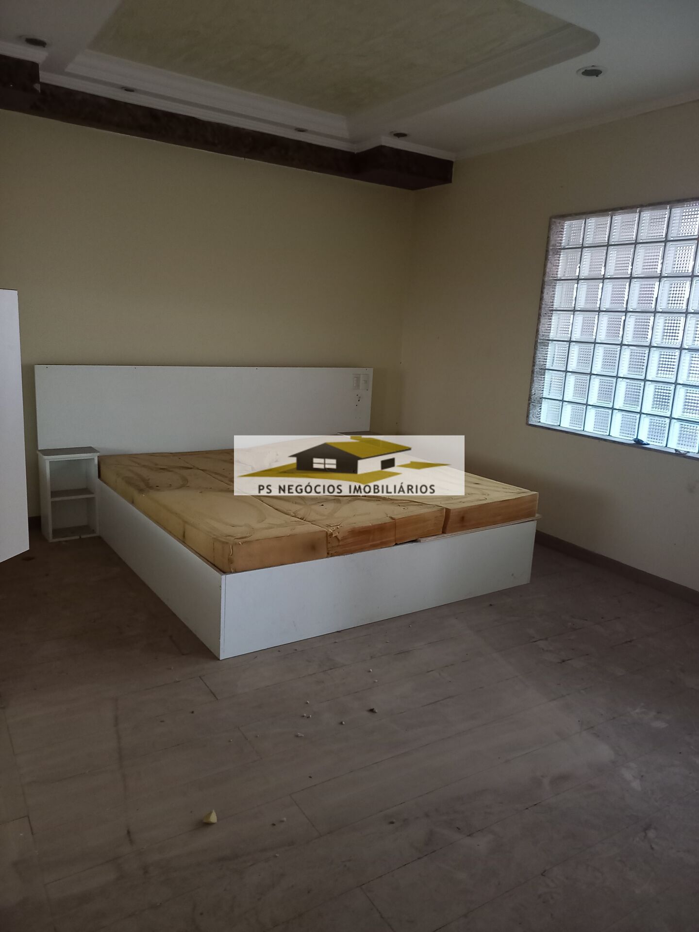 Casa para alugar com 8 quartos, 360m² - Foto 14