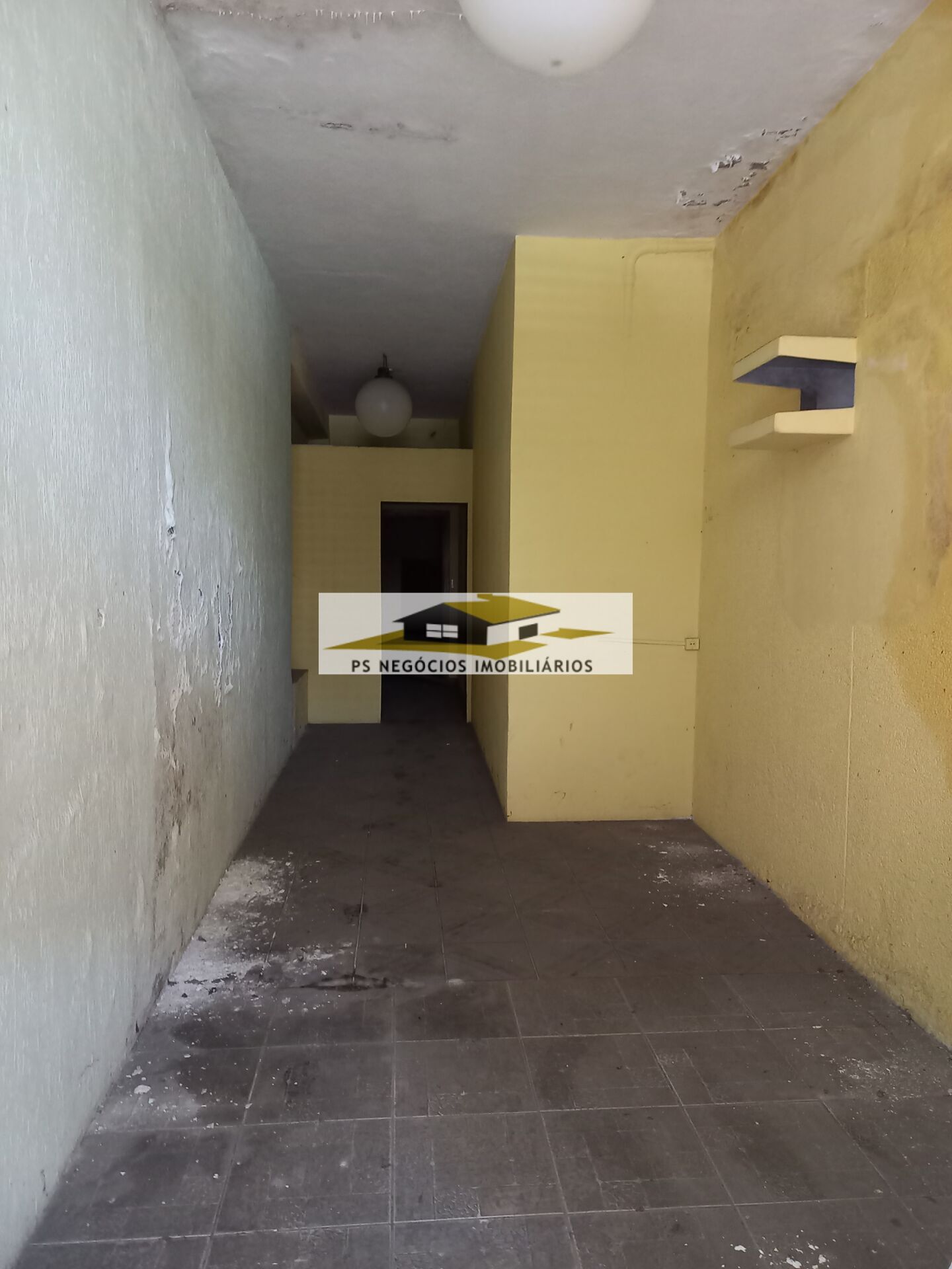 Casa para alugar com 8 quartos, 360m² - Foto 13